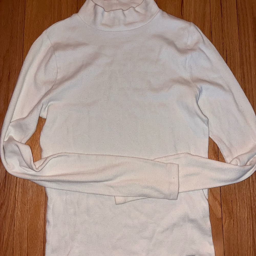 Hollister Cream Turtleneck Sweater